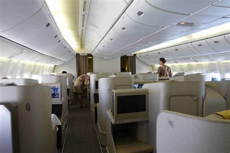Review: Asiana Airlines B777.